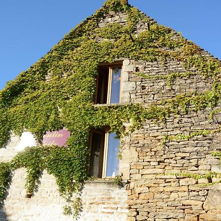 Le Moulin A Huile Bed and Breakfast Vailhourles Εξωτερικό φωτογραφία
